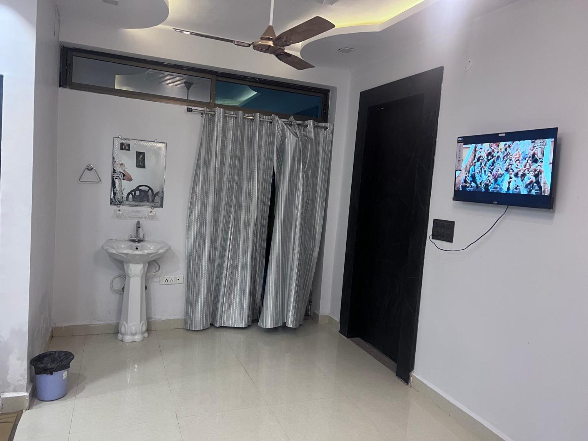J K Apartment อัลลอฮาบาด ภายนอก รูปภาพ